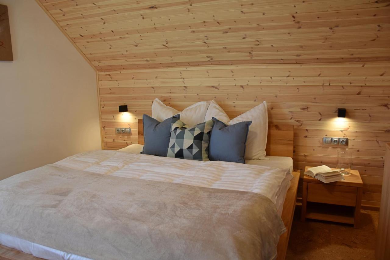 Holiday Home Znojmo W/ Wellness & Wine Экстерьер фото